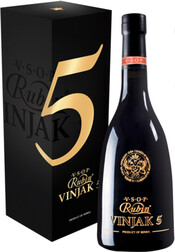 Бренди Rubin Vinjak VSOP 5 Years Old в подарочной коробке 40% 0,7 л