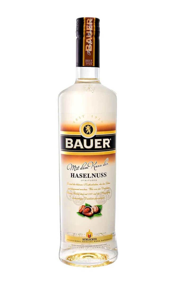 Шнапс Bauer Haselnuss, 0.7 л